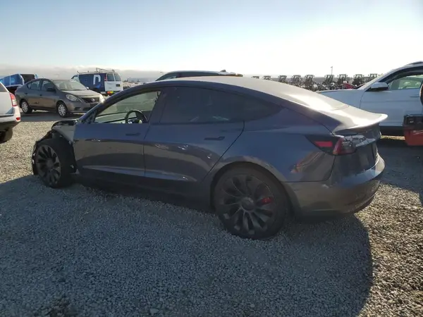 5YJ3E1EC3PF578273 2023 TESLA MODEL 3 - Image 2