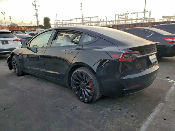 5YJ3E1EC3PF591086 2023 TESLA MODEL 3 - Image 2