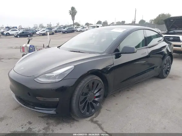 5YJ3E1EC3PF600739 2023 TESLA MODEL 3 - Image 2