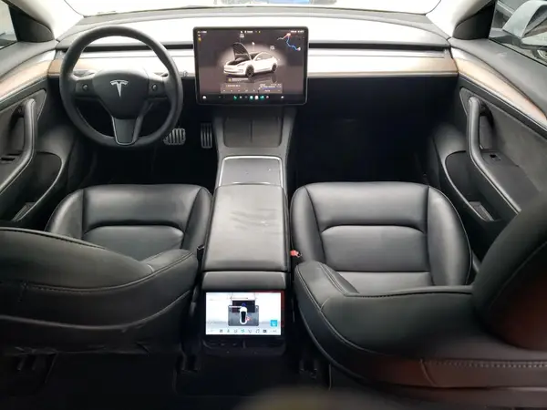 5YJ3E1EC3PF608355 2023 TESLA MODEL 3 - Image 8