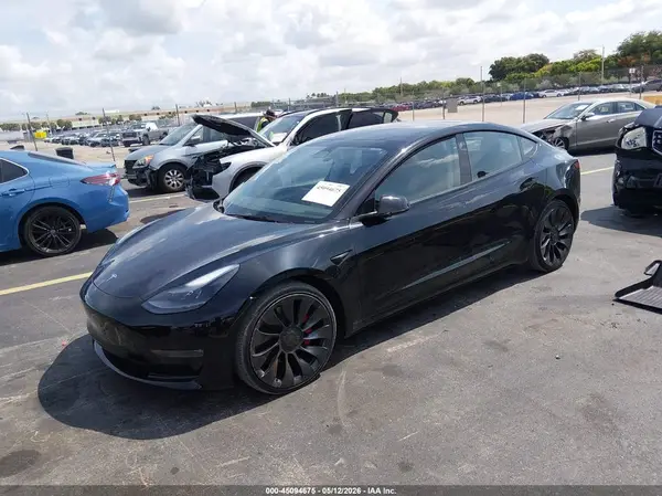 5YJ3E1EC3PF621008 2023 TESLA MODEL 3 - Image 2