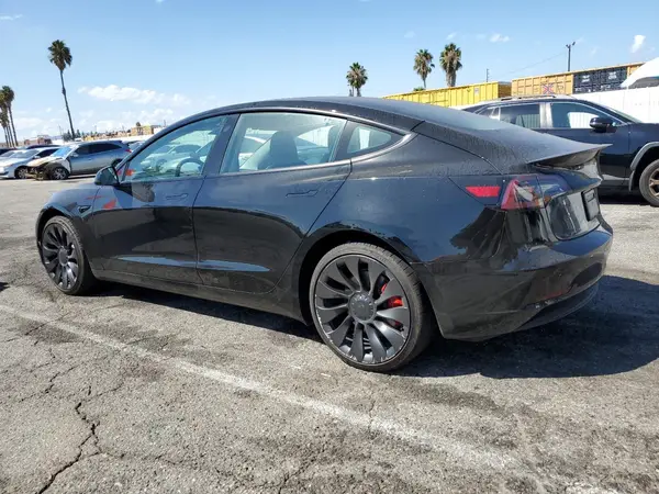 5YJ3E1EC3PF627794 2023 TESLA MODEL 3 - Image 2