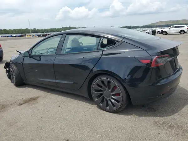 5YJ3E1EC3PF628122 2023 TESLA MODEL 3 - Image 2