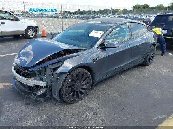 5YJ3E1EC3PF669222 2023 TESLA MODEL 3 - Image 2
