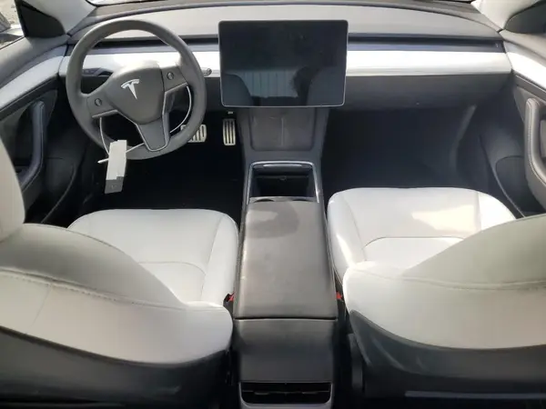 5YJ3E1EC3PF677739 2023 TESLA MODEL 3 - Image 8