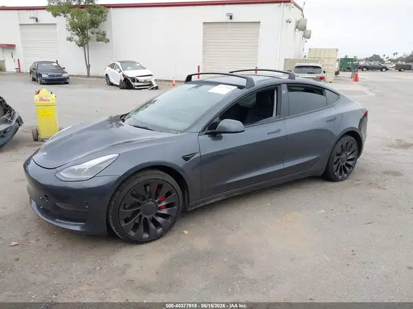 5YJ3E1EC3PF699045 2023 TESLA MODEL 3 - Image 2