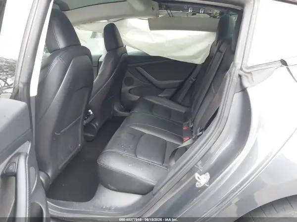 5YJ3E1EC3PF699045 2023 TESLA MODEL 3 - Image 8