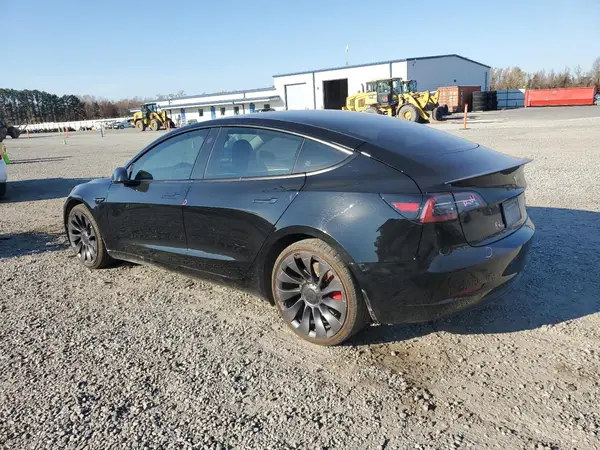 5YJ3E1EC3PF704230 2023 TESLA MODEL 3 - Image 2