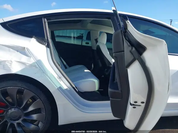 5YJ3E1EC3PF707743 2023 TESLA MODEL 3 - Image 8