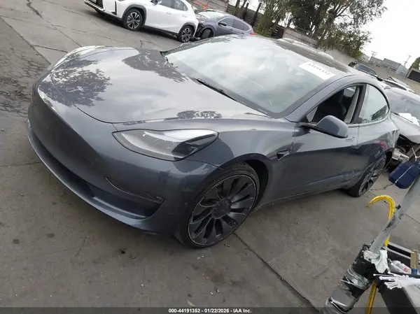 5YJ3E1EC3PF712697 2023 TESLA MODEL 3 - Image 2