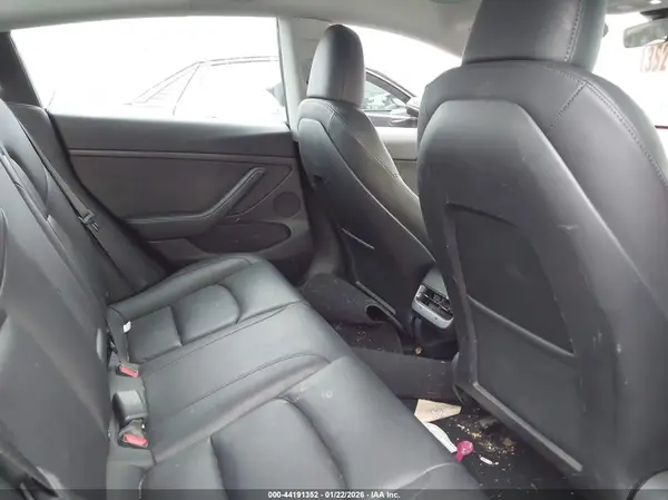 5YJ3E1EC3PF712697 2023 TESLA MODEL 3 - Image 8