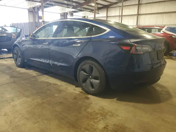 5YJ3E1EC4LF586537 2020 TESLA MODEL 3 - Image 2