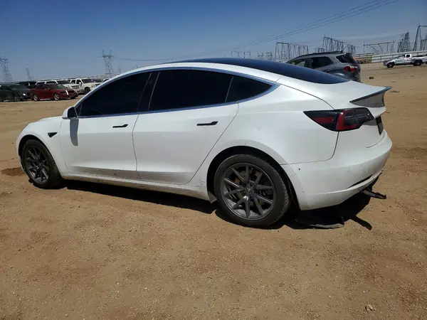 5YJ3E1EC4LF586621 2020 TESLA MODEL 3 - Image 2