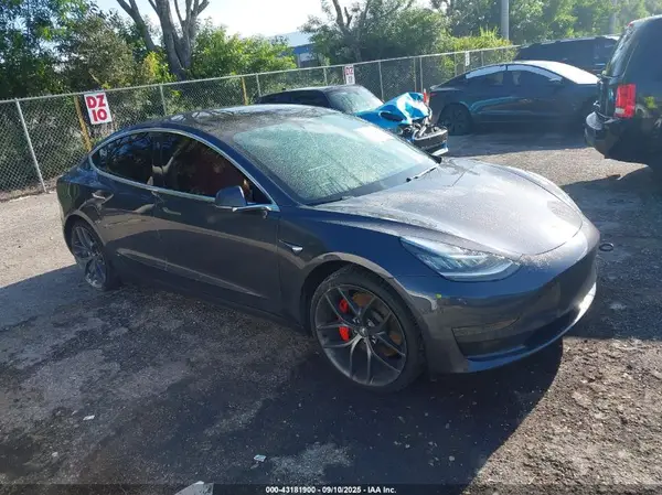 5YJ3E1EC4LF733732 2020 TESLA MODEL 3 - Image 1