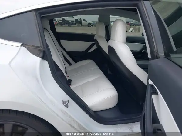 5YJ3E1EC4LF736405 2020 TESLA MODEL 3 - Image 8