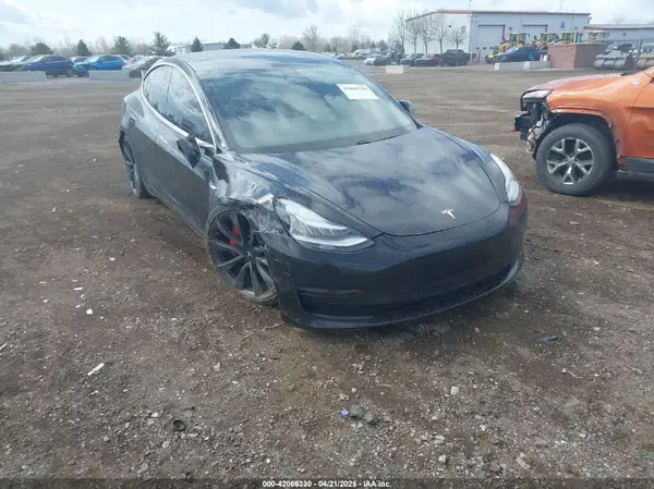 5YJ3E1EC4LF746853 2020 TESLA MODEL 3 - Image 1