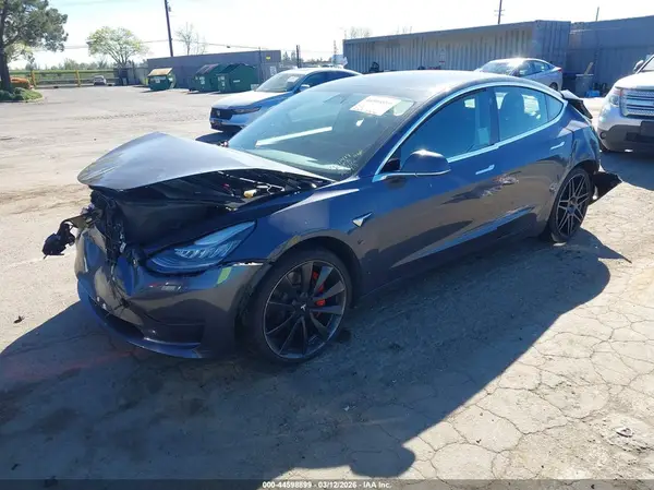 5YJ3E1EC4LF805383 2020 TESLA MODEL 3 - Image 2