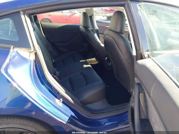 5YJ3E1EC4MF030861 2021 TESLA MODEL 3 - Image 8