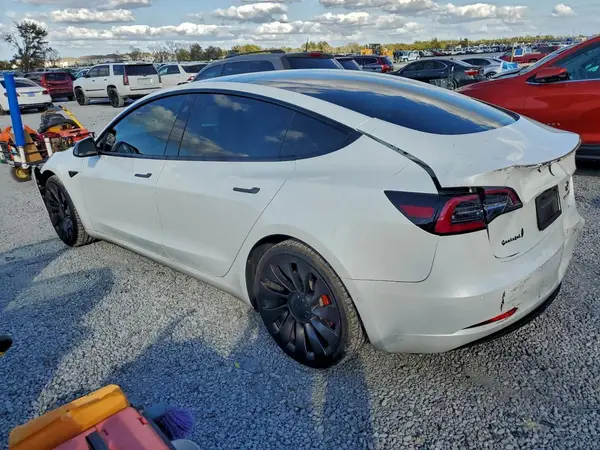 5YJ3E1EC4MF049457 2021 TESLA MODEL 3 - Image 2
