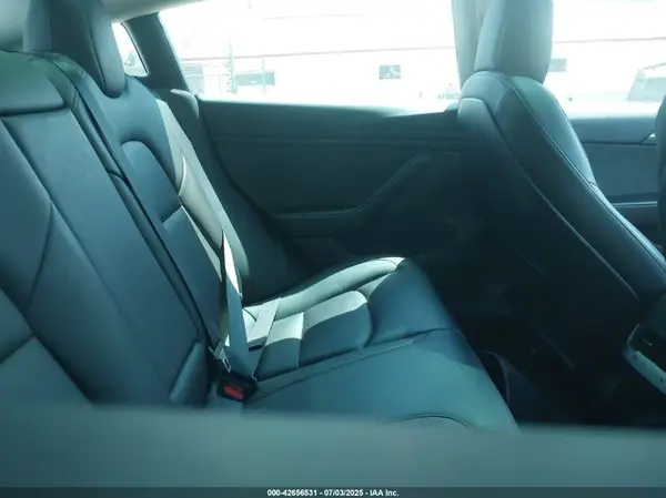 5YJ3E1EC4MF064136 2021 TESLA MODEL 3 - Image 8