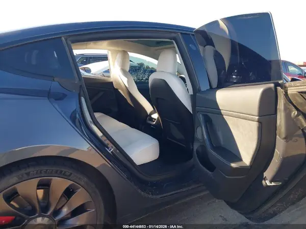 5YJ3E1EC4MF988480 2021 TESLA MODEL 3 - Image 8