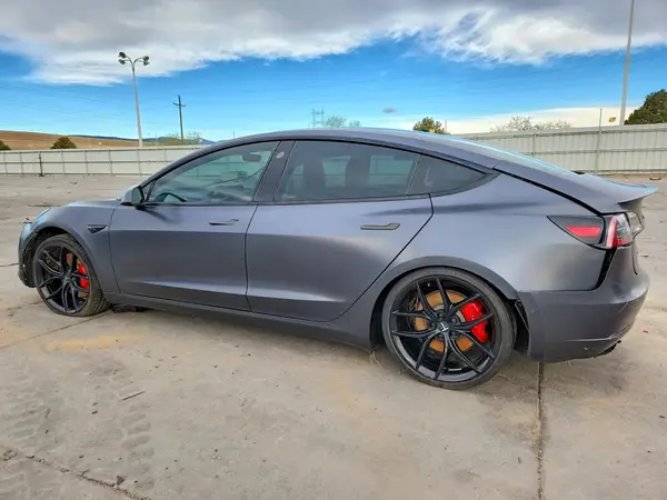 5YJ3E1EC4MF990956 2021 TESLA MODEL 3 - Image 2