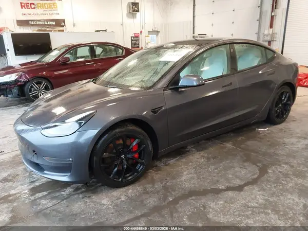 5YJ3E1EC4NF103910 2022 TESLA MODEL 3 - Image 2