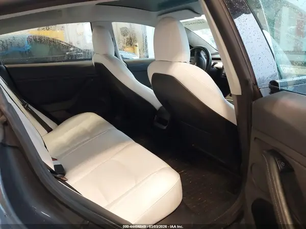 5YJ3E1EC4NF103910 2022 TESLA MODEL 3 - Image 8