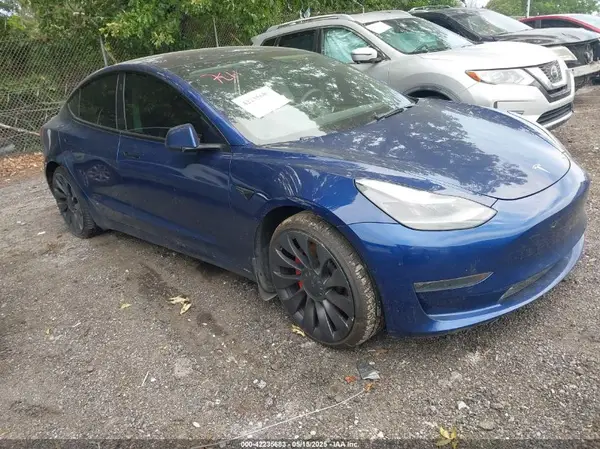 5YJ3E1EC4NF125289 2022 TESLA MODEL 3 - Image 1