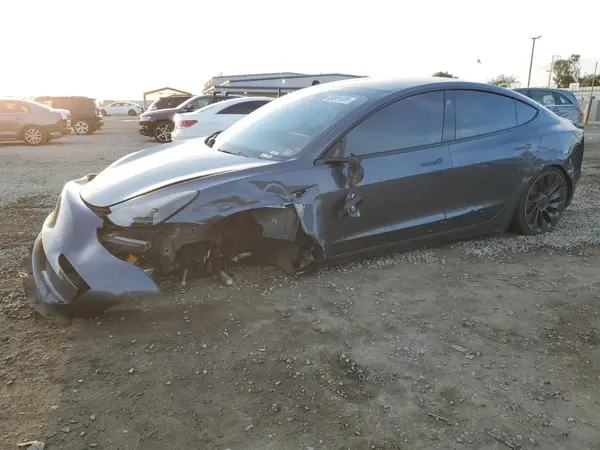 5YJ3E1EC4NF127821 2022 TESLA MODEL 3 - Image 1
