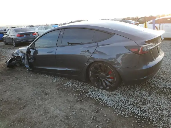 5YJ3E1EC4NF127821 2022 TESLA MODEL 3 - Image 2
