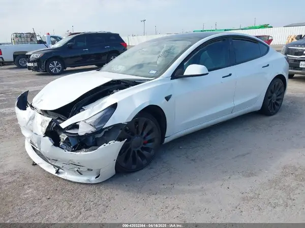 5YJ3E1EC4NF134624 2022 TESLA MODEL 3 - Image 2