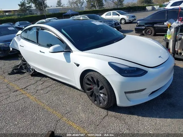 5YJ3E1EC4NF179188 2022 TESLA MODEL 3 - Image 1