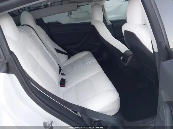 5YJ3E1EC4NF182513 2022 TESLA MODEL 3 - Image 8