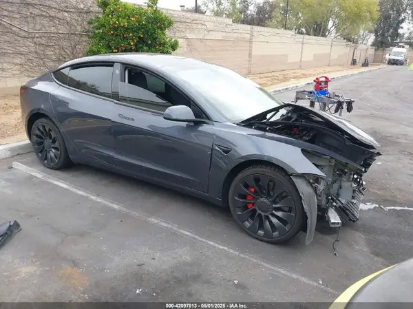 5YJ3E1EC4NF258974 2022 TESLA MODEL 3 - Image 1