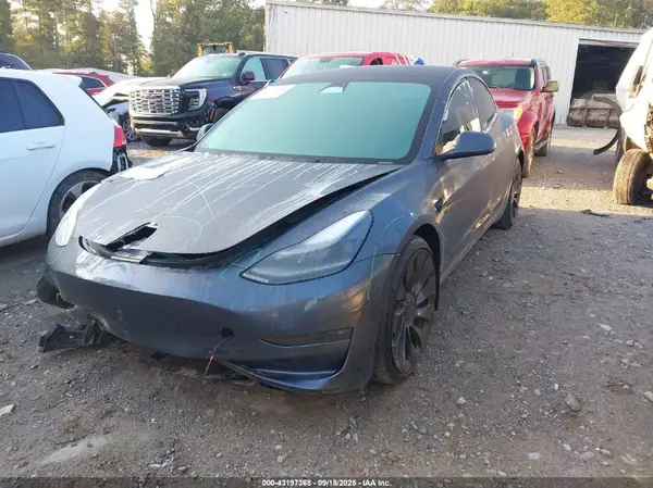 5YJ3E1EC4NF261115 2022 TESLA MODEL 3 - Image 2