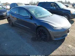 5YJ3E1EC4NF261521 2022 TESLA MODEL 3