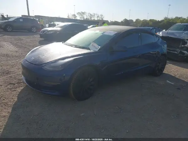 5YJ3E1EC4NF275631 2022 TESLA MODEL 3 - Image 2