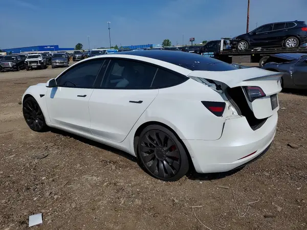 5YJ3E1EC4NF297693 2022 TESLA MODEL 3 - Image 2