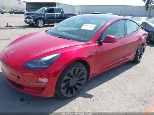 5YJ3E1EC4PF393777 2023 TESLA MODEL 3 - Image 2