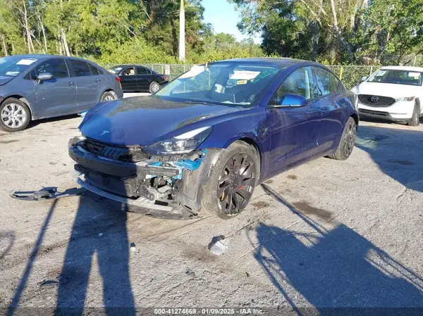 5YJ3E1EC4PF404521 2023 TESLA MODEL 3 - Image 2