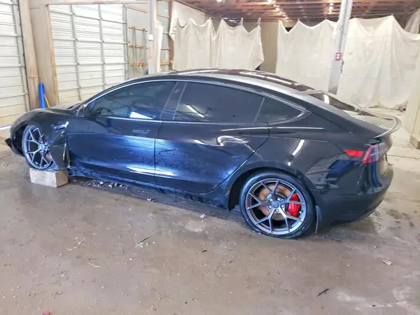 5YJ3E1EC4PF421724 2023 TESLA MODEL 3 - Image 2