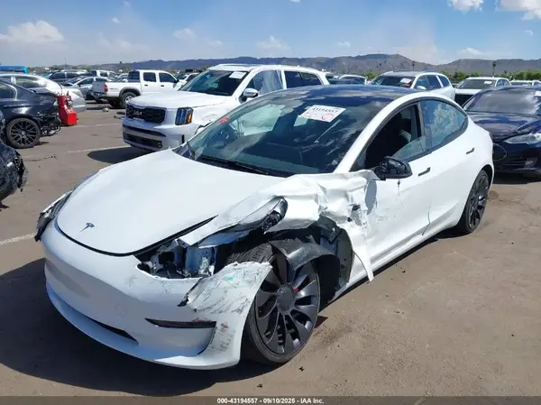 5YJ3E1EC4PF502755 2023 TESLA MODEL 3 - Image 2