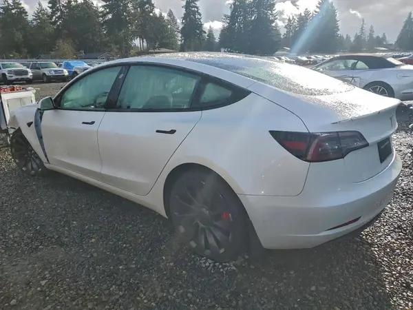 5YJ3E1EC4PF559893 2023 TESLA MODEL 3 - Image 2