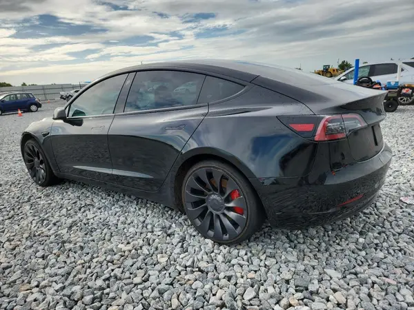 5YJ3E1EC4PF576385 2023 TESLA MODEL 3 - Image 2