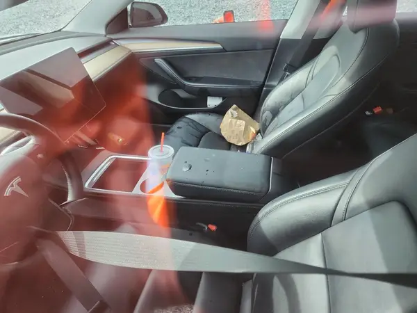 5YJ3E1EC4PF576385 2023 TESLA MODEL 3 - Image 8