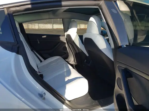 5YJ3E1EC4PF581537 2023 TESLA MODEL 3 - Image 8