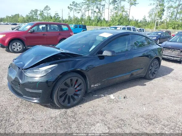 5YJ3E1EC4PF582025 2023 TESLA MODEL 3 - Image 2