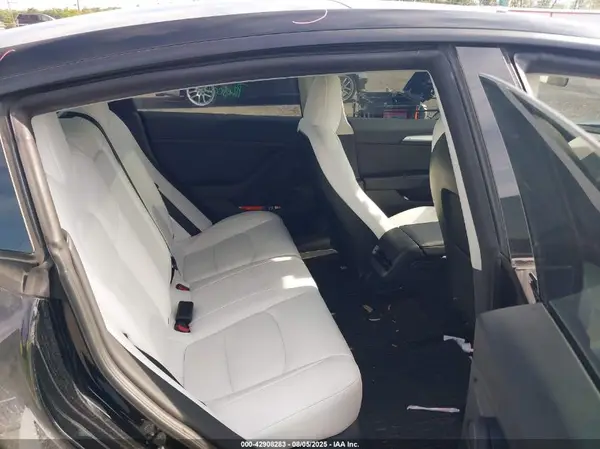 5YJ3E1EC4PF582025 2023 TESLA MODEL 3 - Image 8