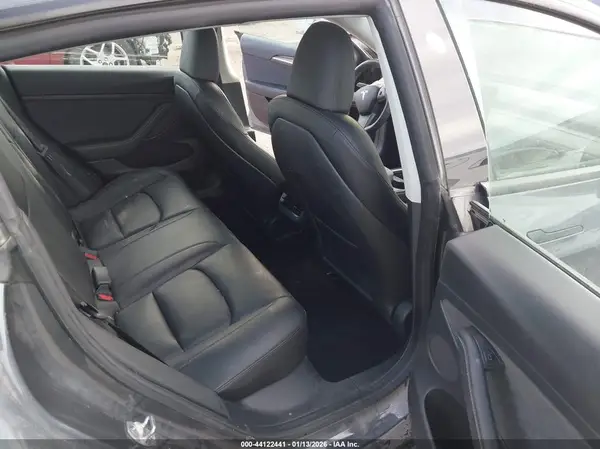 5YJ3E1EC4PF625357 2023 TESLA MODEL 3 - Image 8